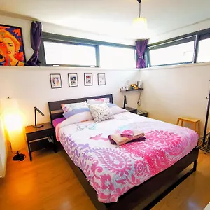 https://la-corte-sconta-bb.amsterdamhotelsnl.com